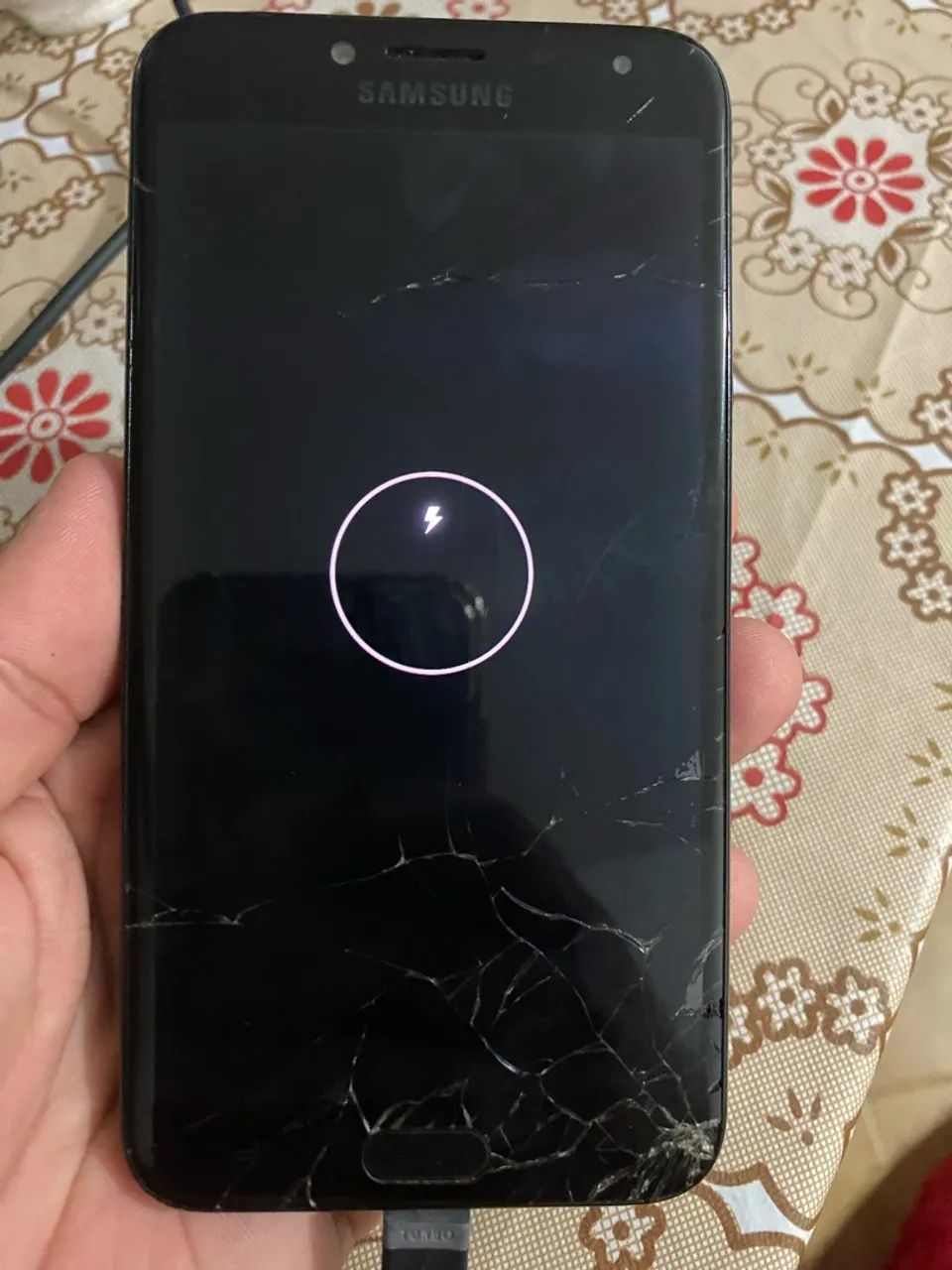 Samsung j4 com defeito 
