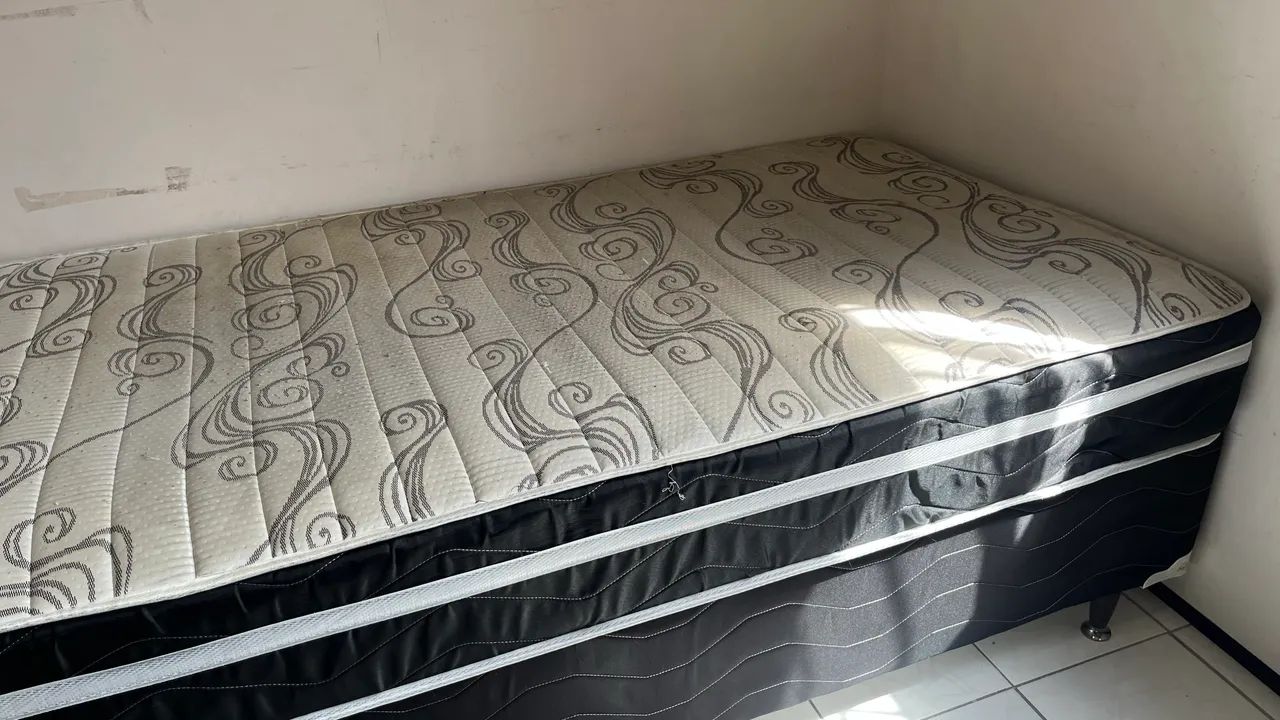 Vende-se conjunto box solteirão muito pouco usado  - Foto 2