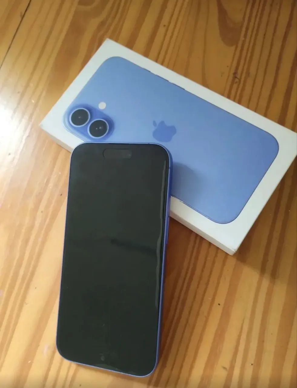 iPhone 16
