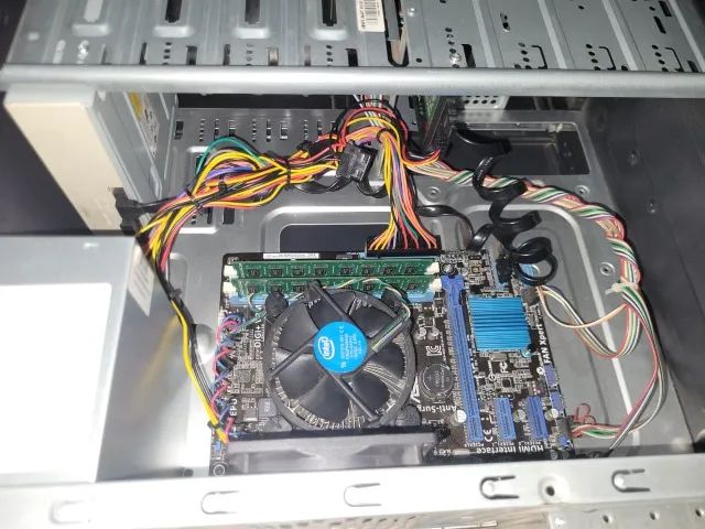 PC Rápido com SSD | Intel i3 | 8GB RAM | Pronto para Uso - Foto 2