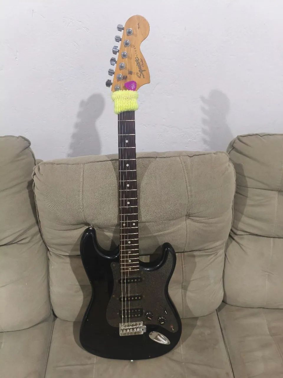 Guitarra fender squier  - Foto 2