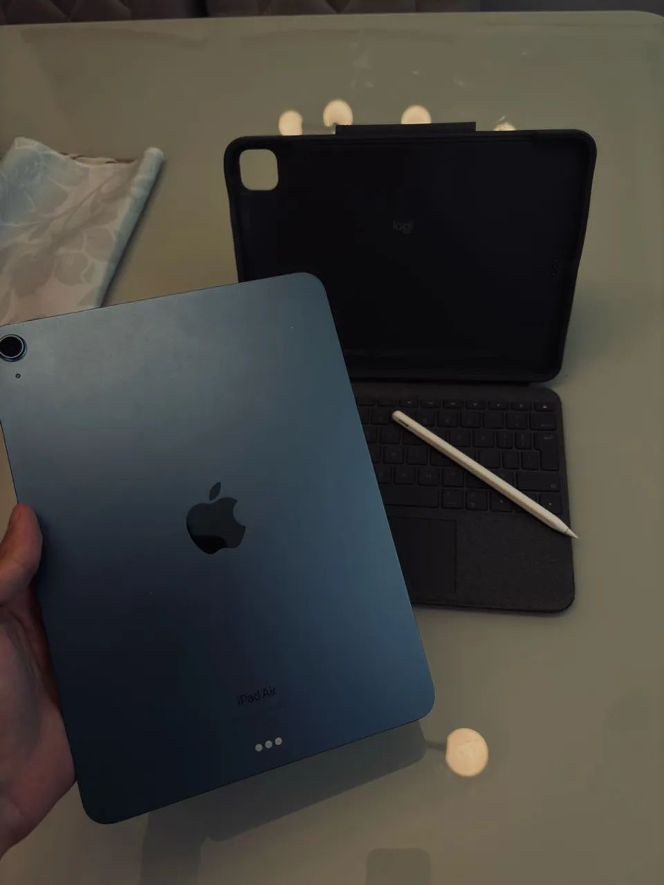 iPad Air m1 + Apple Pencil 2° geração + Logitech case keyboard