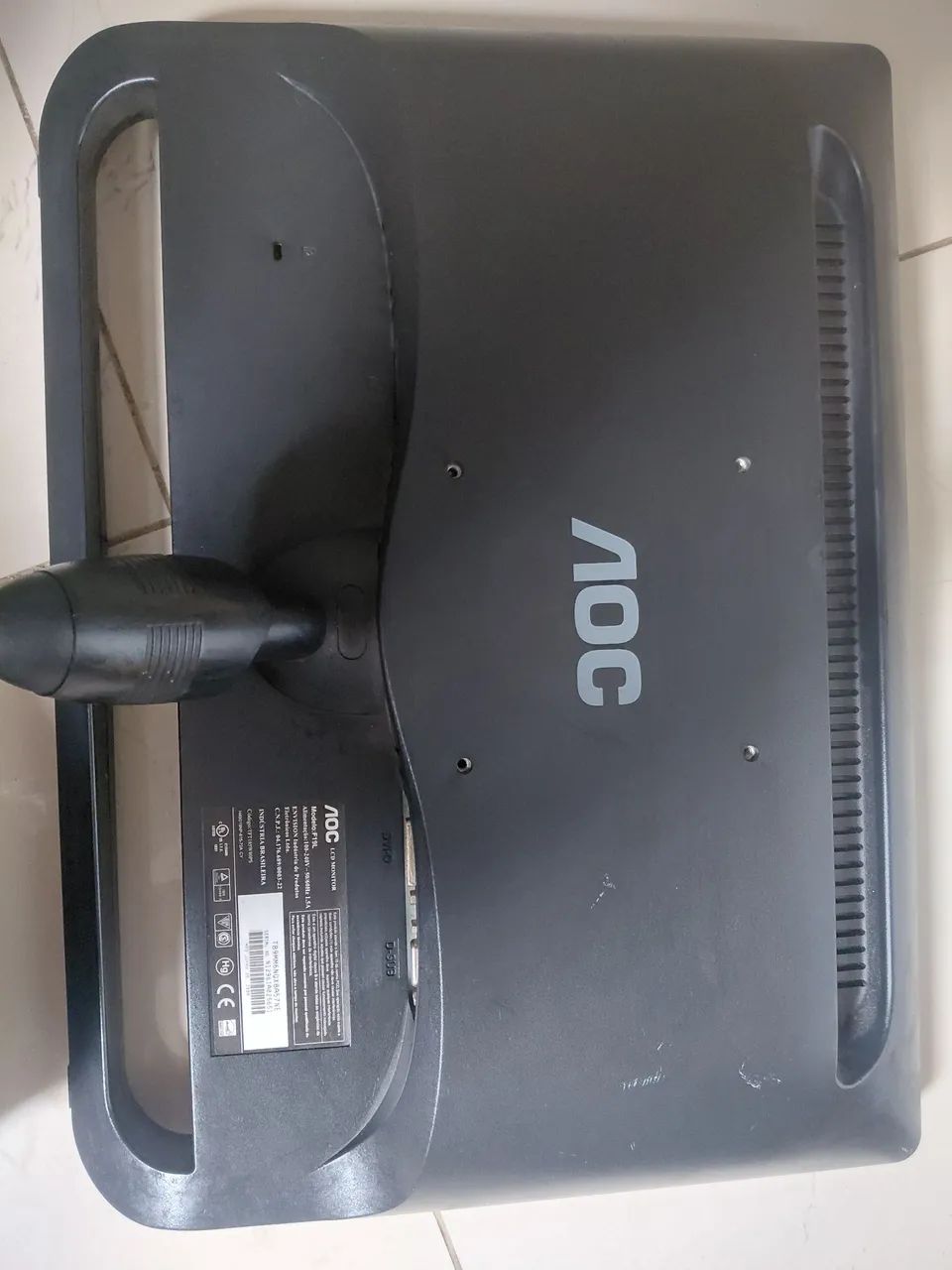 MONITOR AOC F19L, que possui 18,5 polegadas - Foto 3