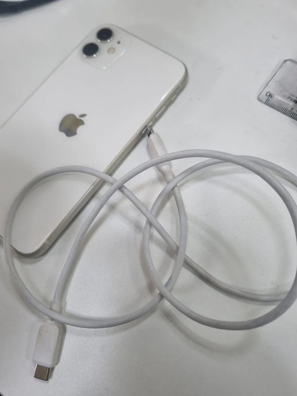 Vende-se celular ? iPhone 11