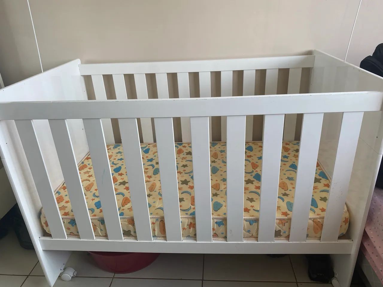 Berço americano com colchão 