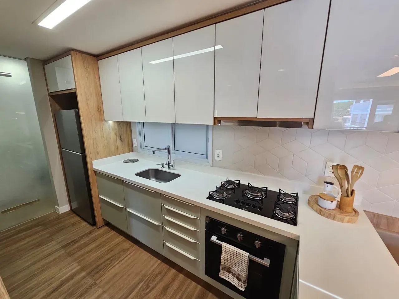 Apartamento para aluguel de temporada com 2 suítes em Jurerê - Florianópolis - SC - Foto 5