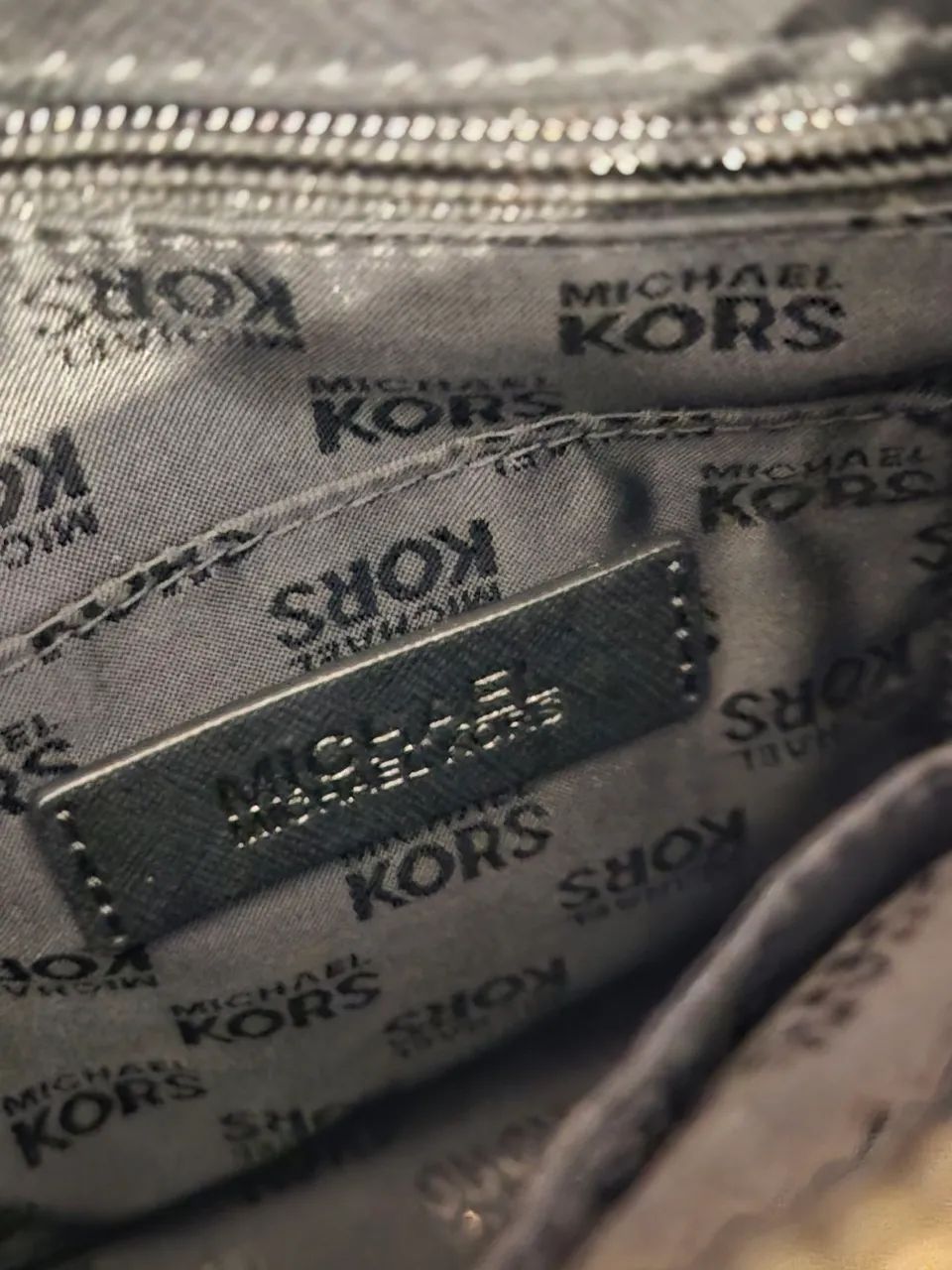 Bolsa Michael Kors preta - Foto 3