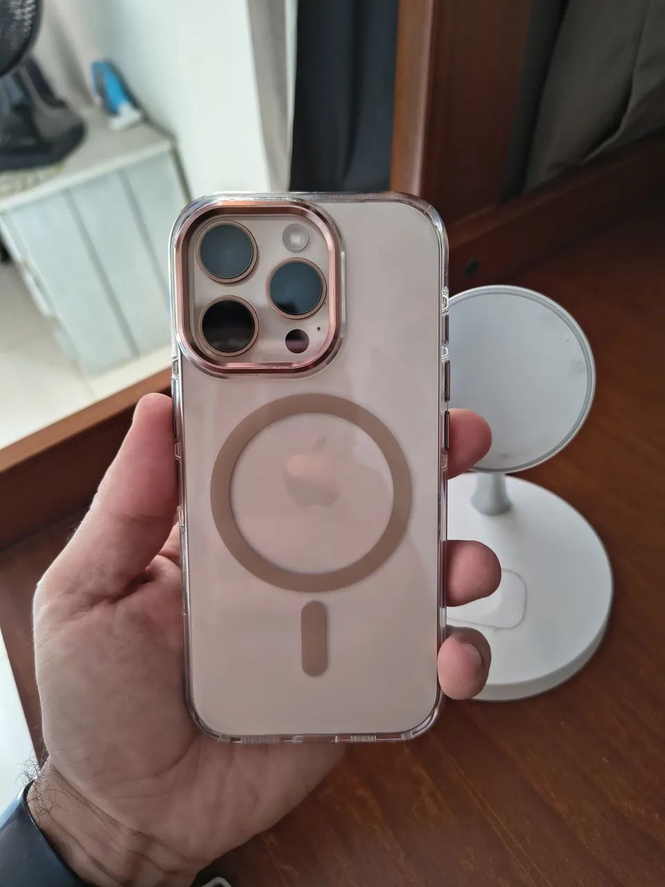 Vendo Iphone 16 Pro 256gb - Foto 2