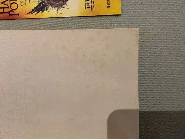 Livro Harry Potter e a Criança Amaldiçoada  - Foto 5
