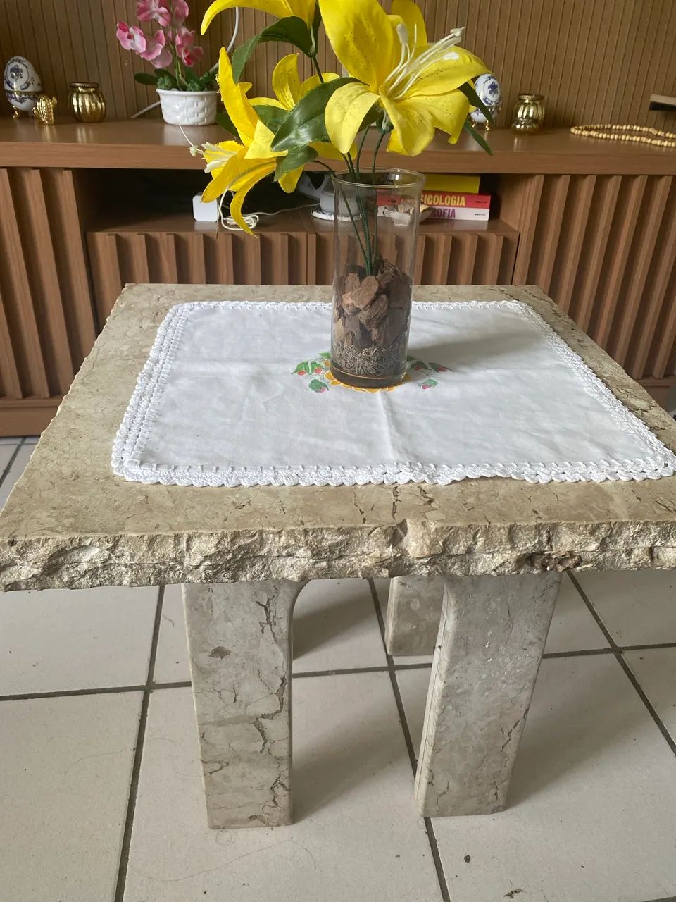 Mesa de mármore