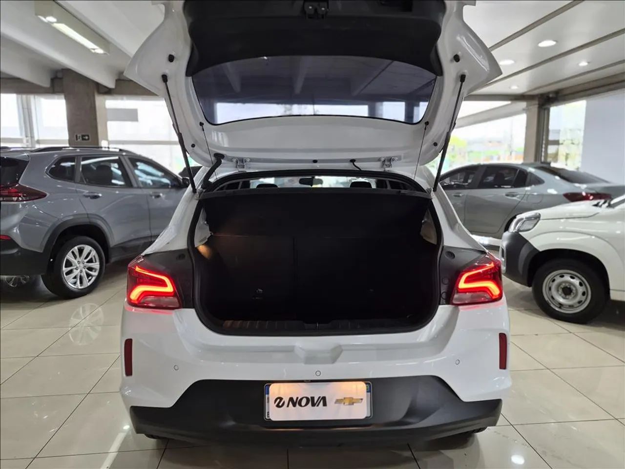 Chevrolet Onix Hatch Premier 1.0 12V TB Flex Aut. 4P, foto 8 de 15
