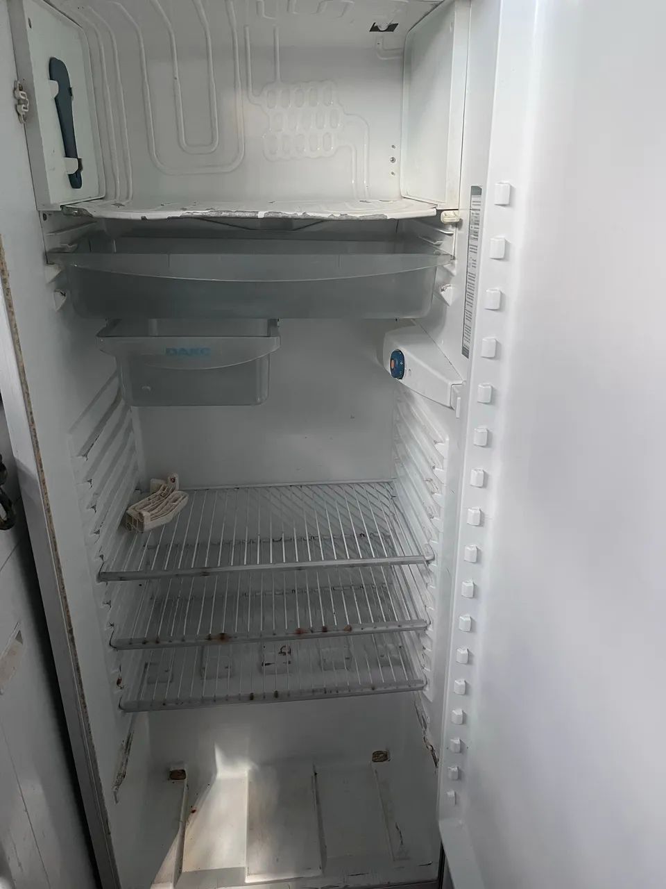 Vendo geladeira Dako  - Foto 5