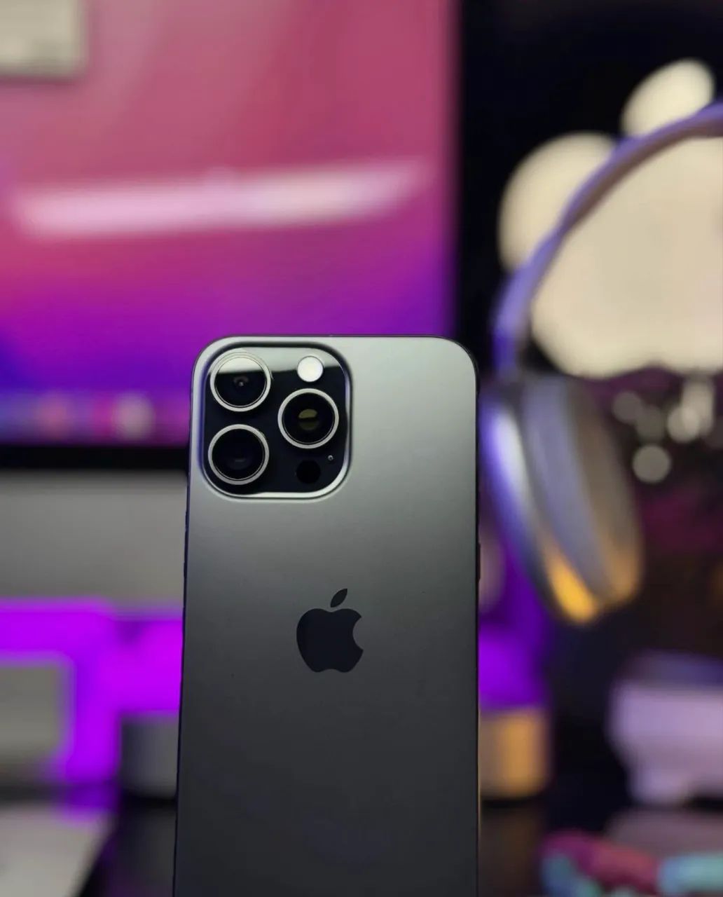 iPhone 15 Pro Max 256GB novo impecável em até 18x - Celulares e