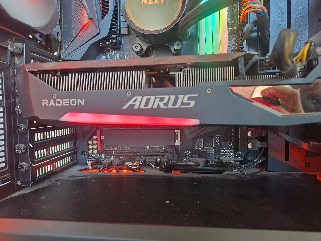VENDO 6800XT - AORUS  - Foto 2