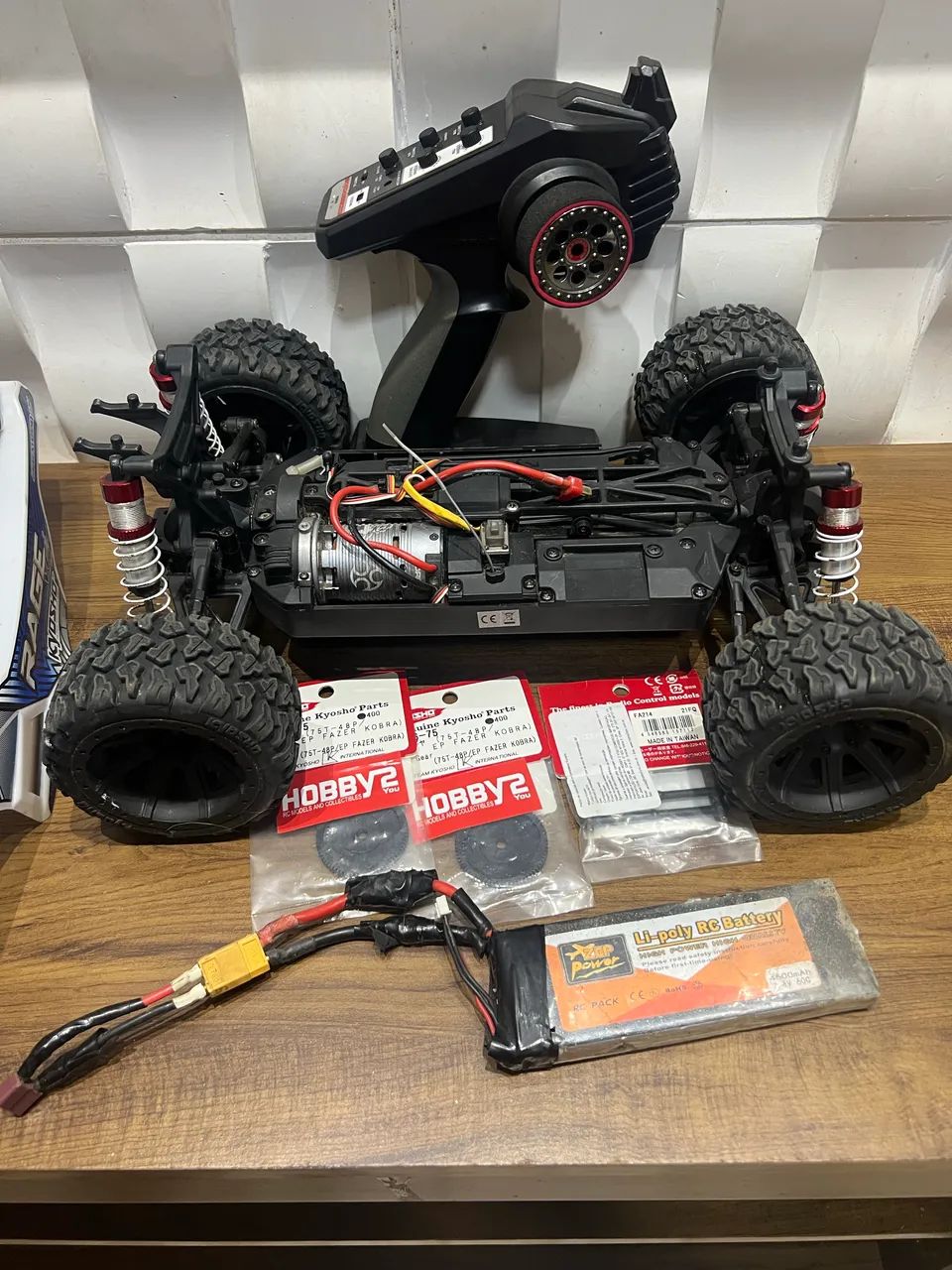 Kyosho rage buggy motor brushlles Automodelo  - Foto 4