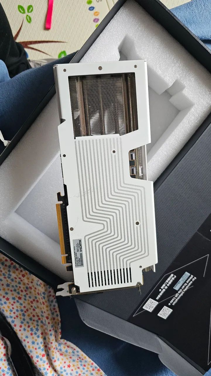 Rx 9070 xt swift xfx branca  - Foto 3