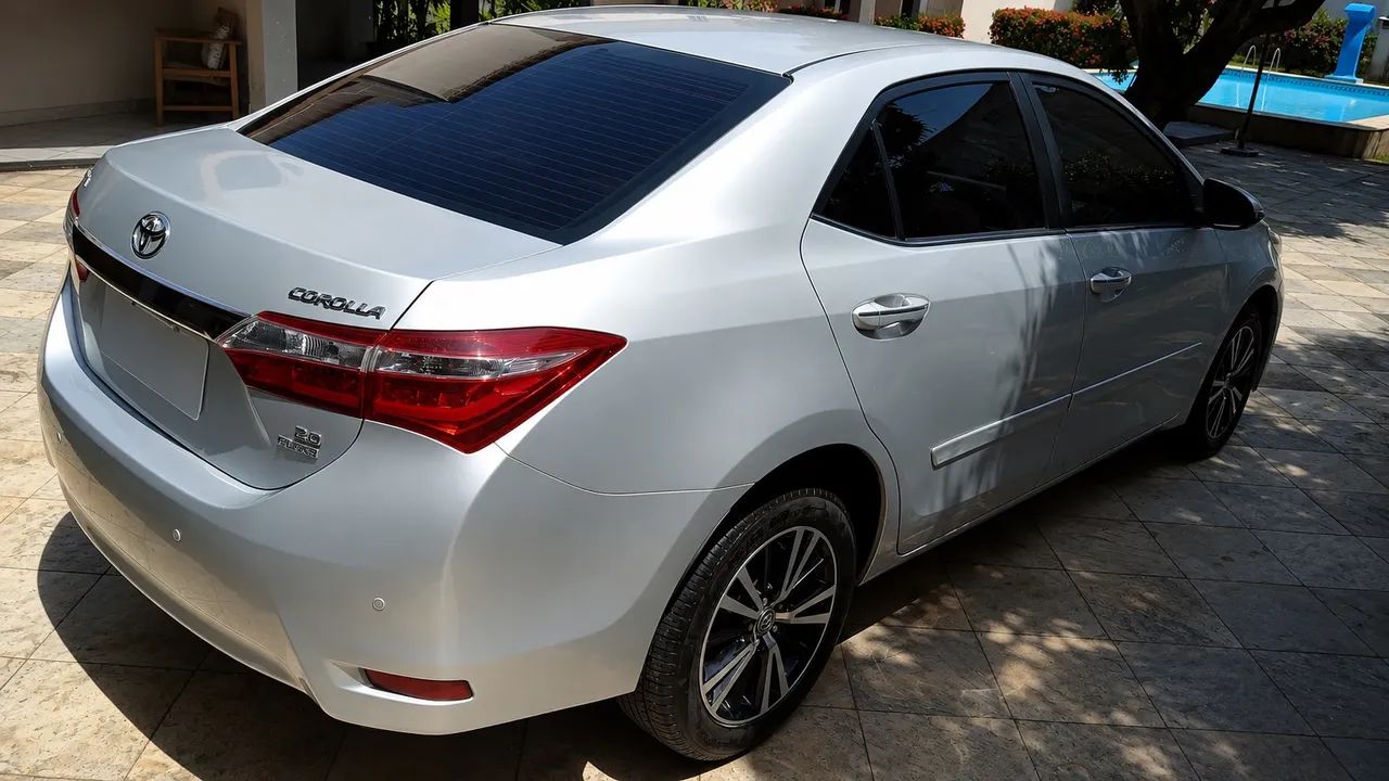 Toyota Corolla Altis 2.0 Flex 16V Aut. 2015 - Foto 2