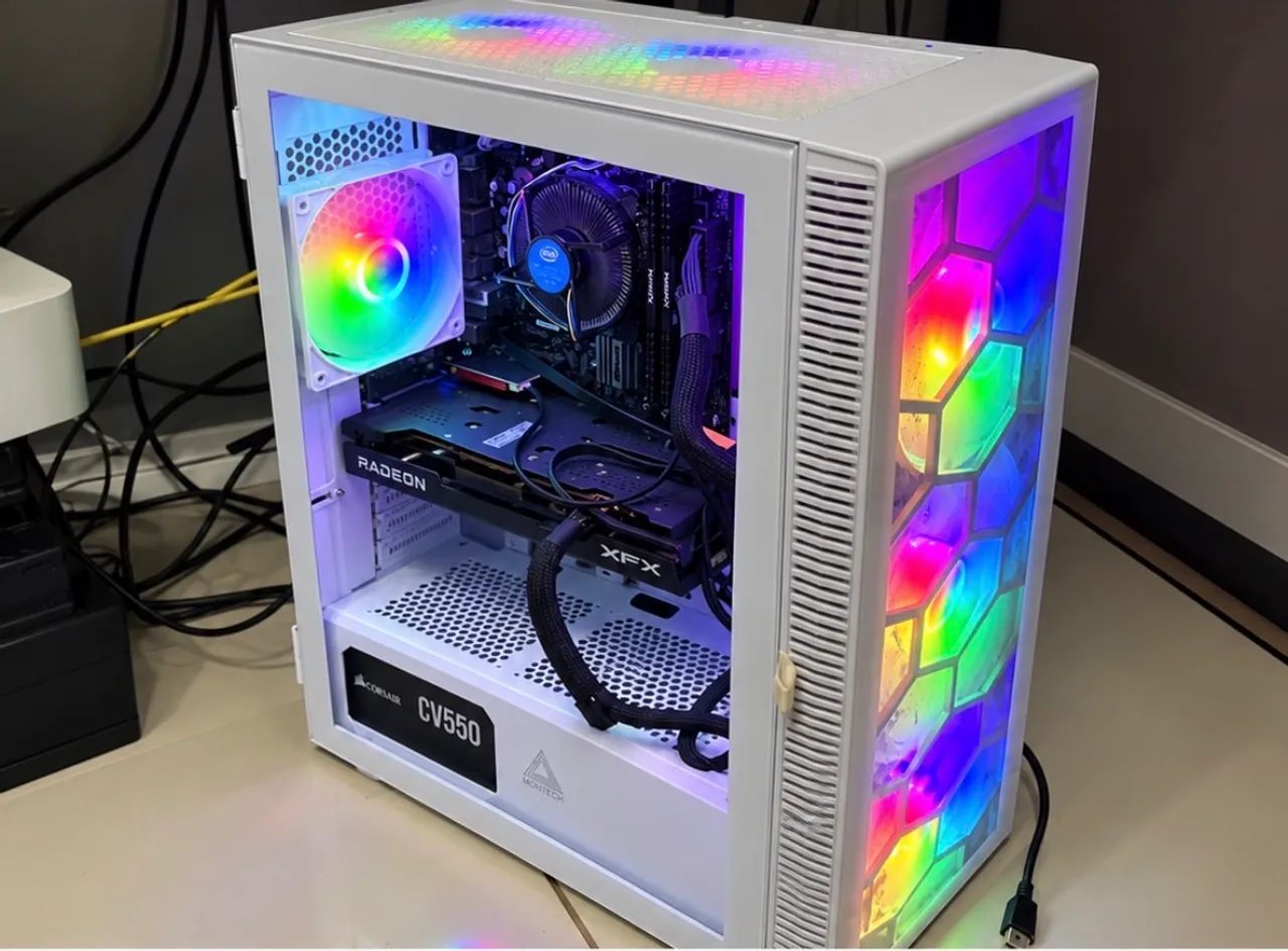 PC Gamer - AMD RX 6650XT