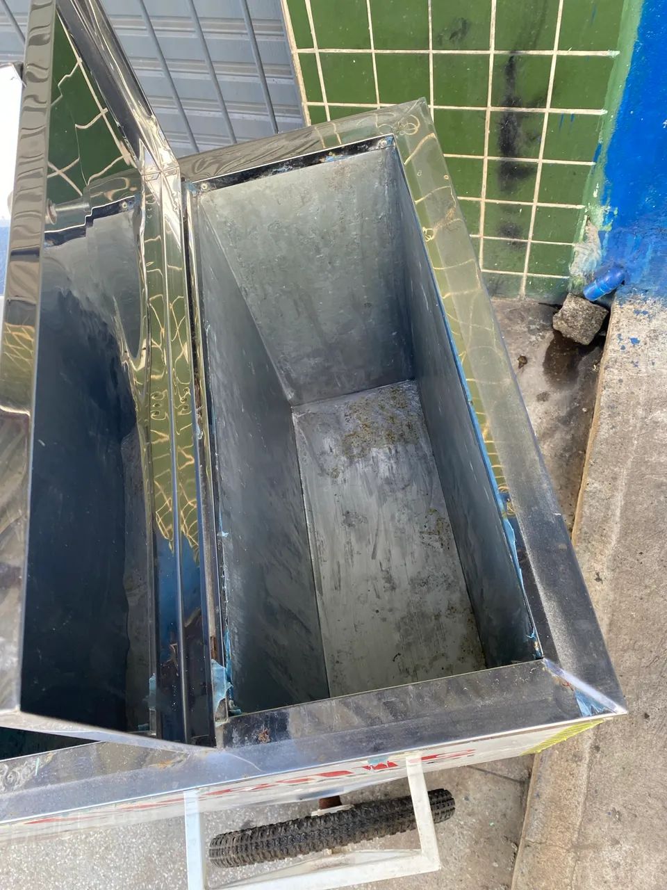 Carrinho de cachorro quente ACEITO TROCA  - Foto 4