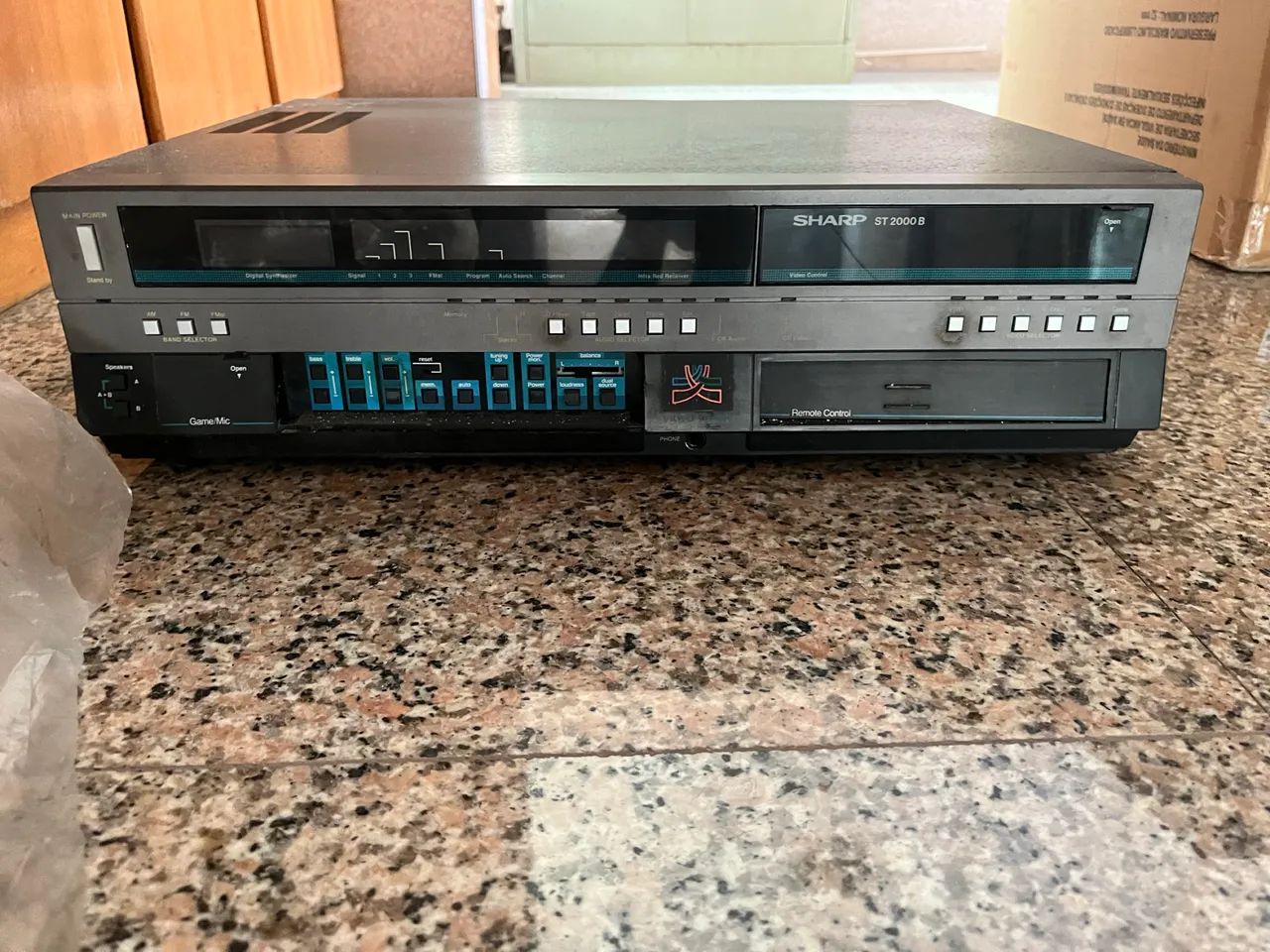 Receiver Vintage Sharp ST 2000 B - Para Conserto - Foto 2