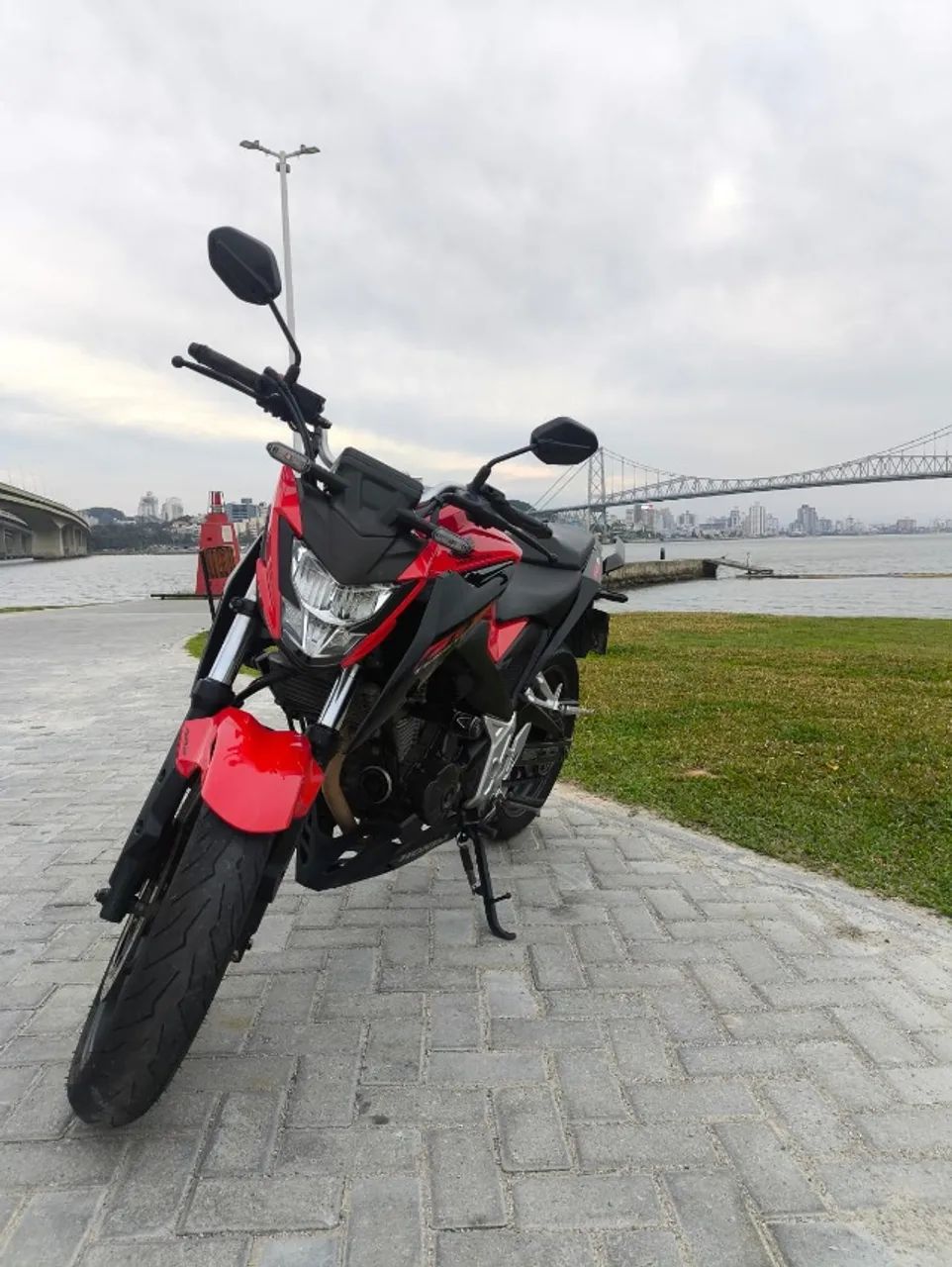 CB 3000F Twister ABS  - Foto 3