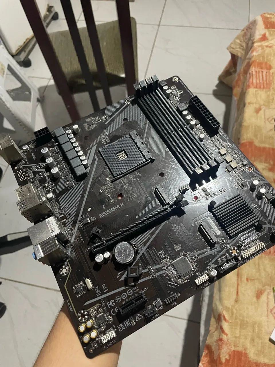 PLACA MÃE B550M K (FUNCIONANDO PERFEITAMENTE)