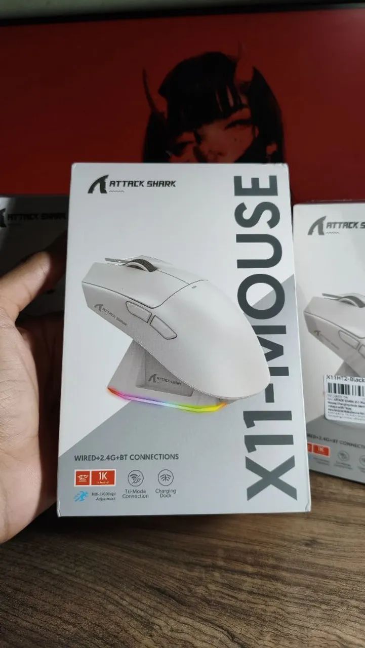 Mouse Sem Fio Attack Shark X11 Tri-Mode com Dock de Carregamento