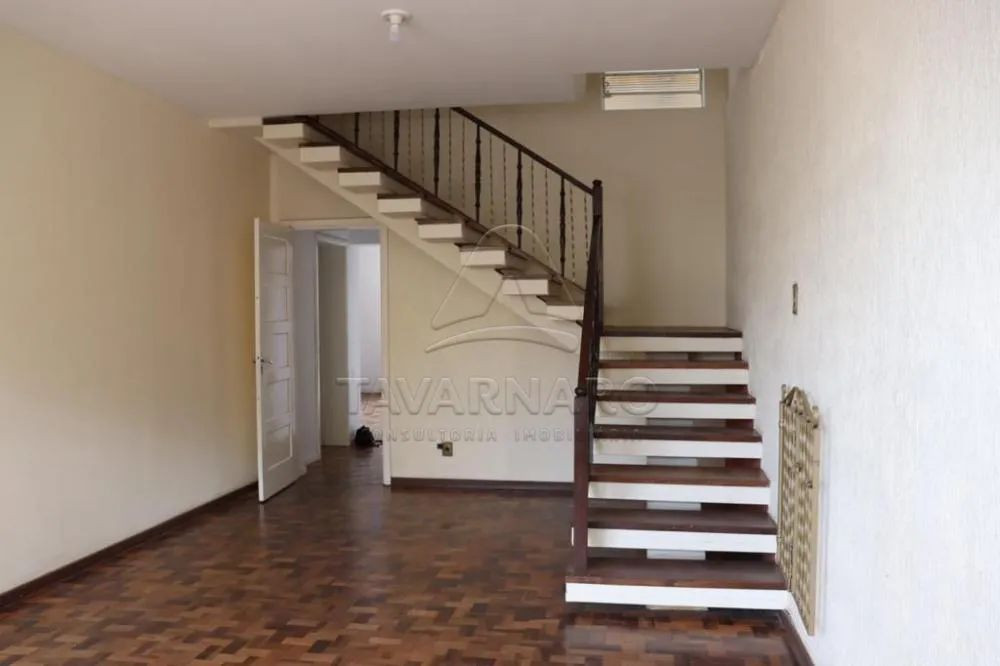 Casa Ampla no Centro com Edícula e 2 Vagas de Garagem! - Foto 3