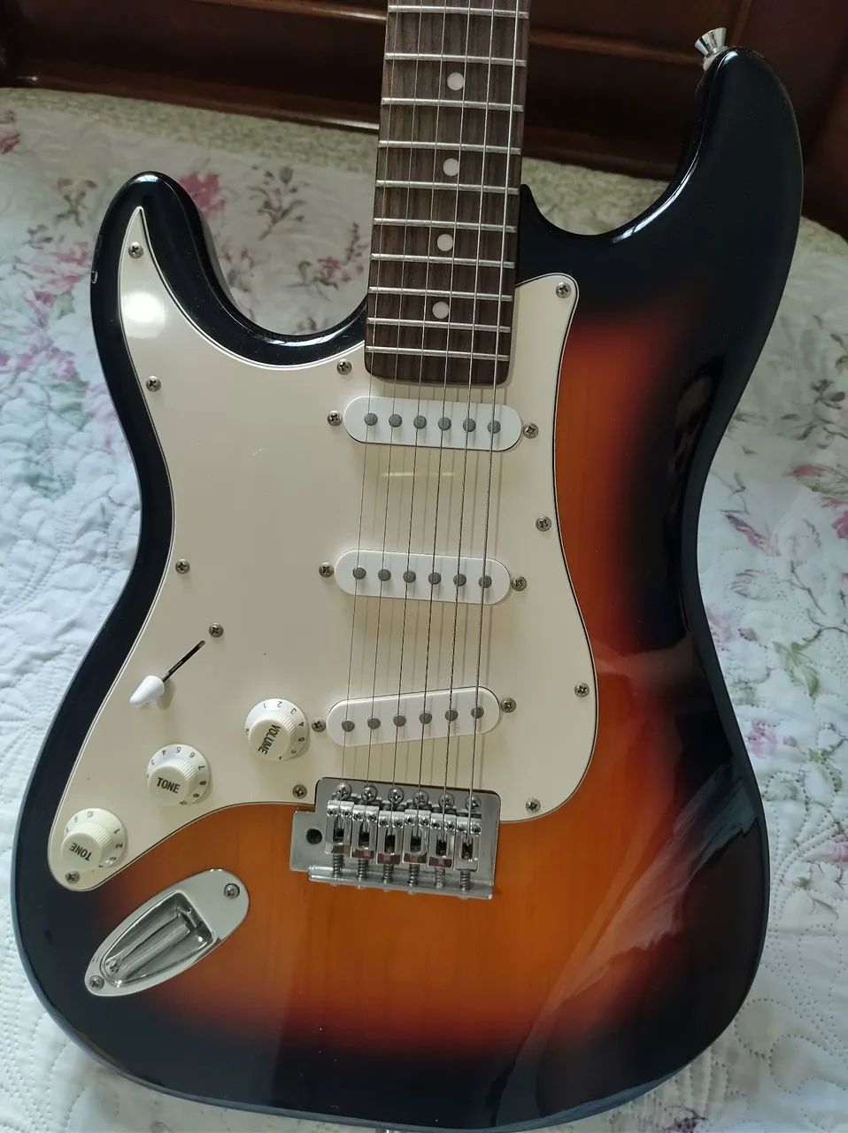 Guitarra Canhota Memphis MG22 