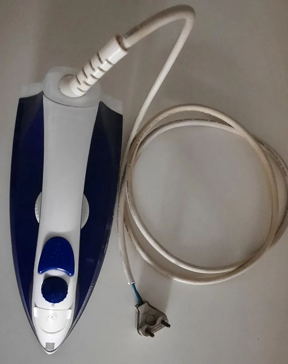 FERRO DE PASSAR BLACK & DECKER  - Foto 4