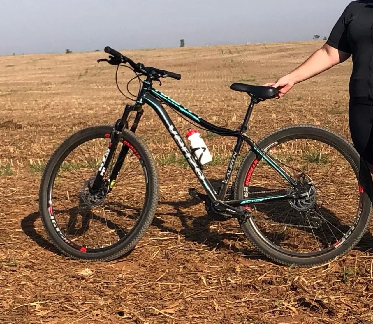 Bicicleta Feminina Venzo Lauryn Aro 29 - Tam 17 - Shimano (Com