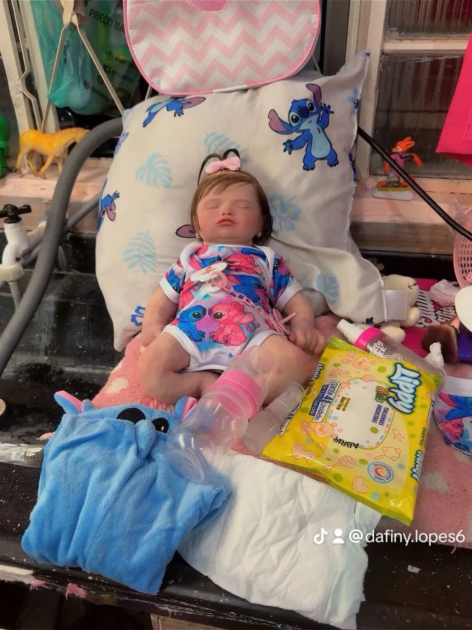 Bebê Reborn de silicone sólido igual bebe de vdd  - Foto 3