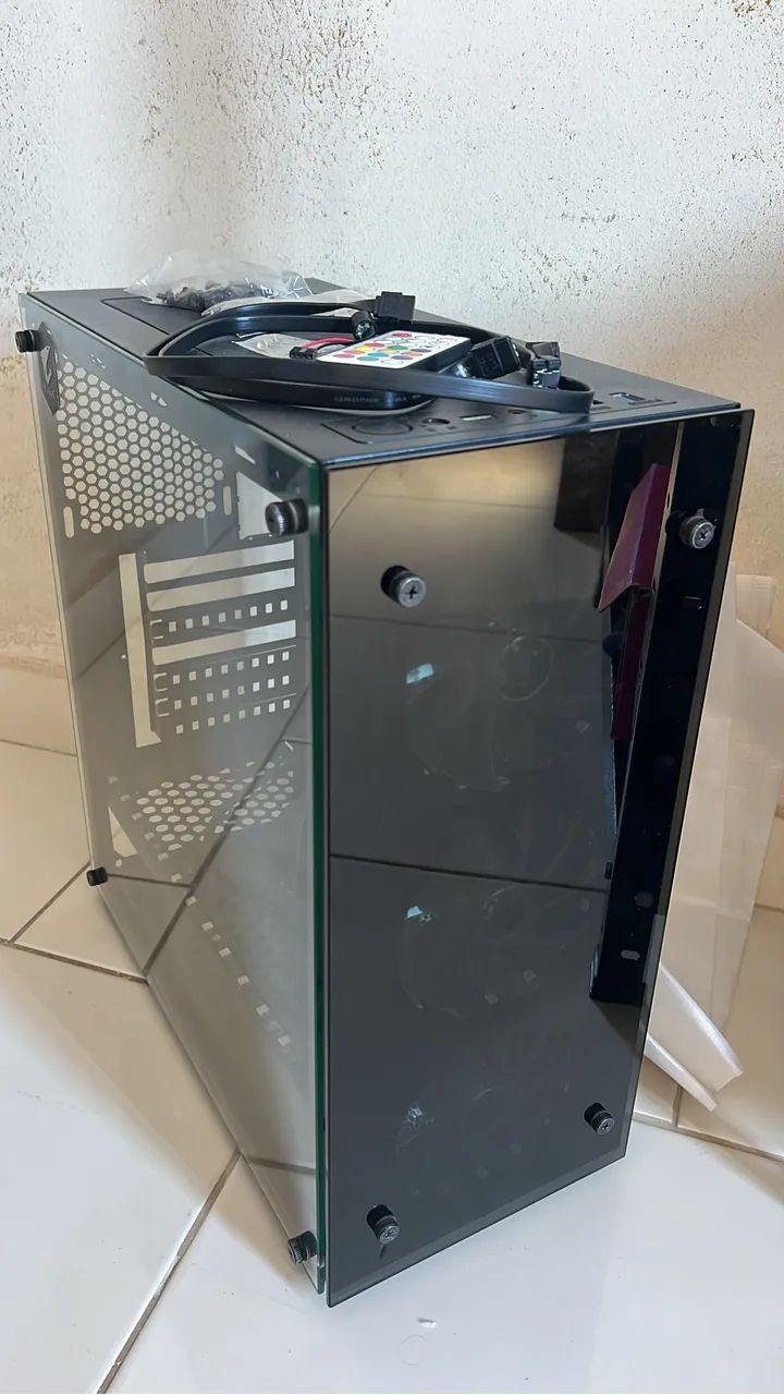 Gabinete Lateral em Vidro Mid Tower - Foto 3