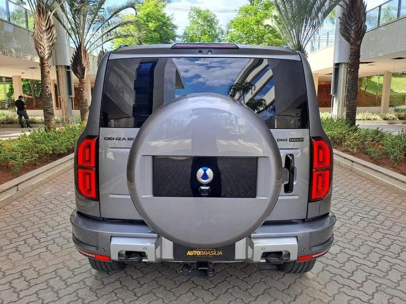 Denza B5 SUV híbrido plug-in, foto 17 de 20