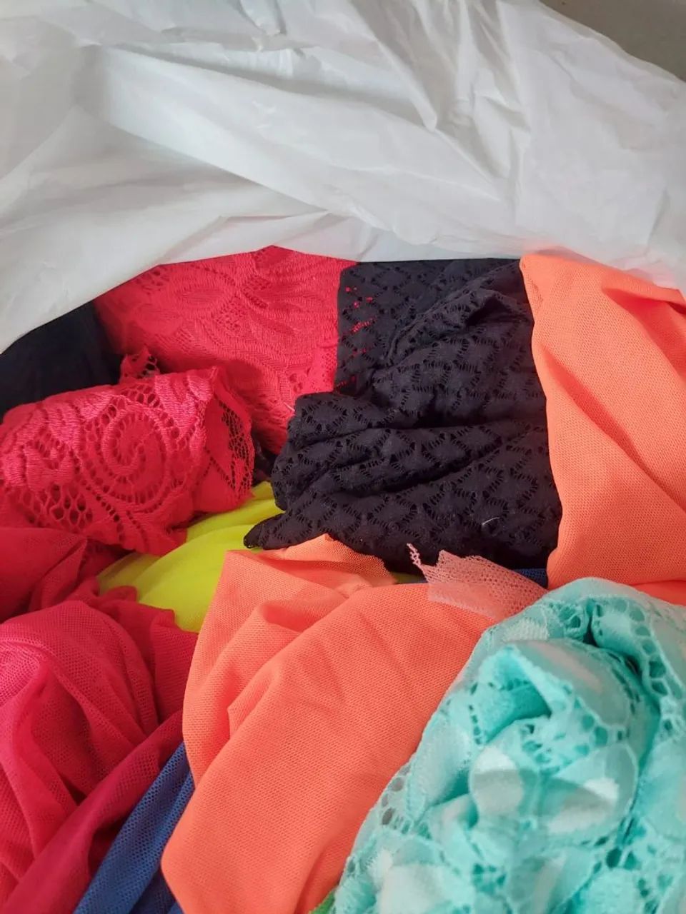 Material para produzir peças íntimas.
