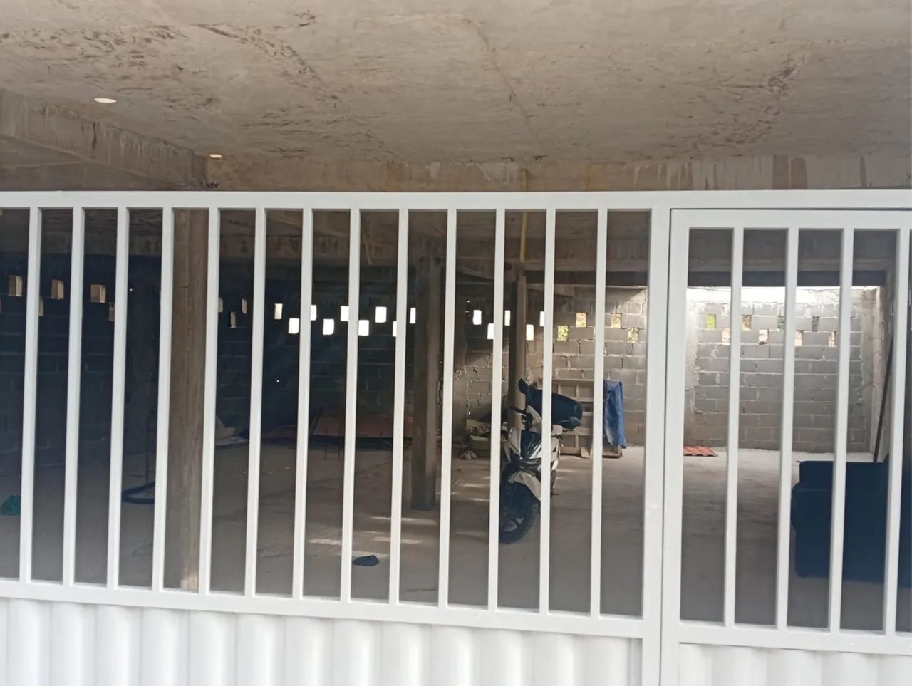 Vendo Construção comecada em Piuma ES