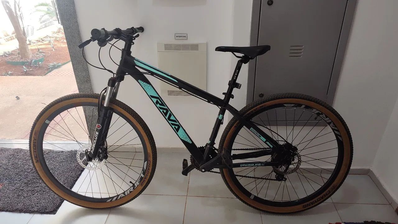 Bicicleta aro 26 RAVA - Foto 3