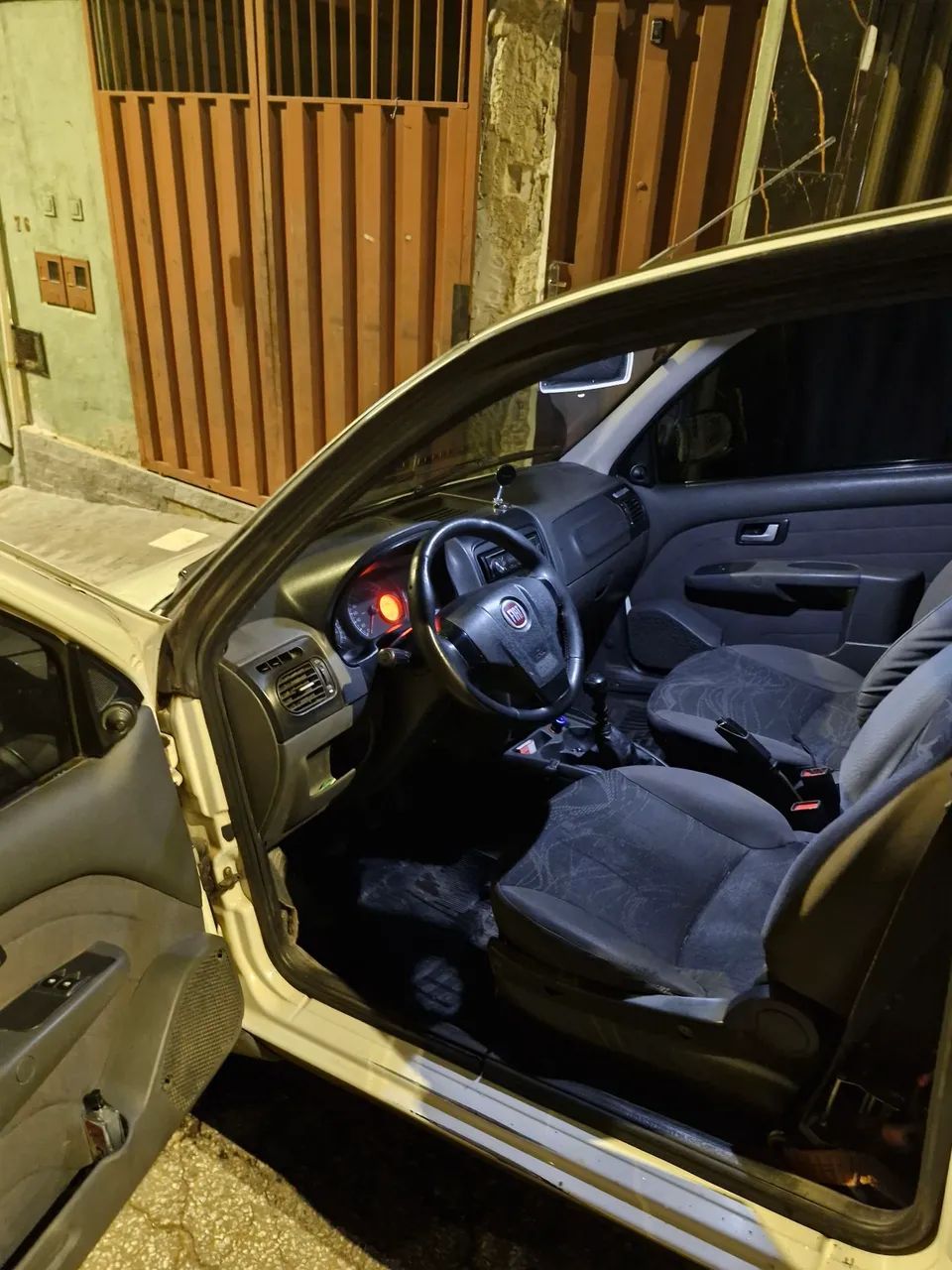 Fiat Strada Working 1.4 MPI Fire Flex 8V CS 2014 - Foto 3