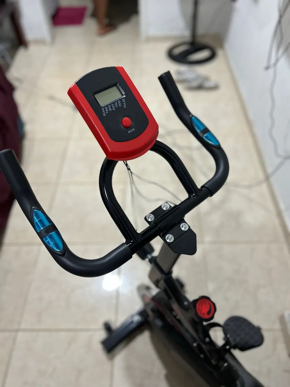 Bicicleta Ergométrica Spinning - Foto 2