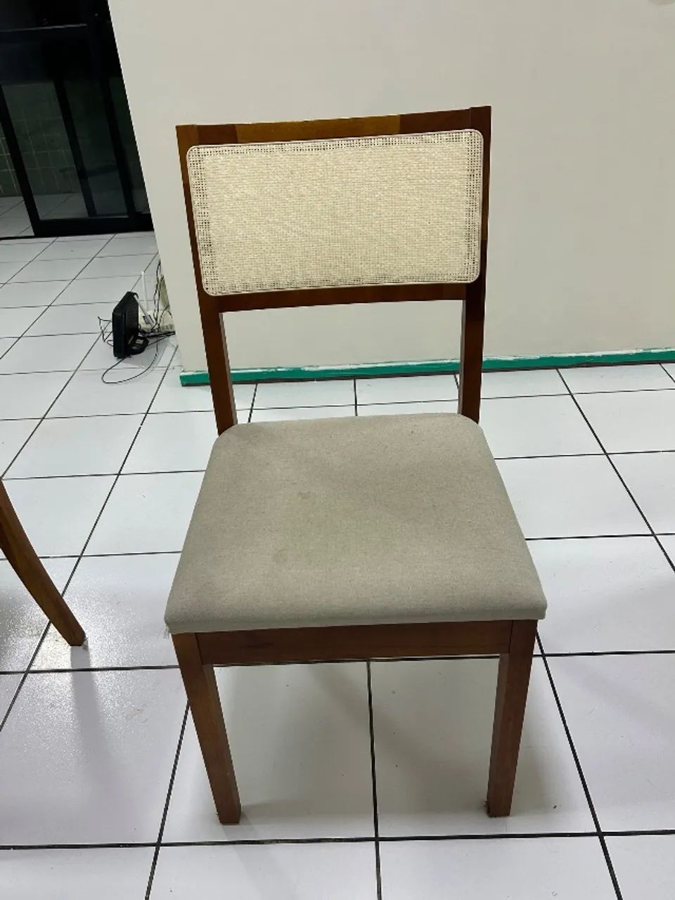 Mesa de jantar com 4 cadeiras  - Foto 3