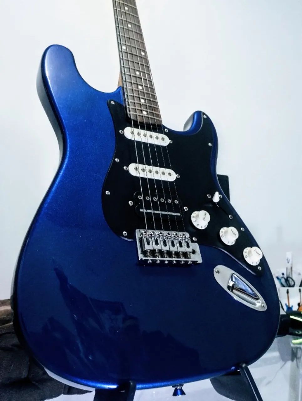 Guitarra Strat Custom com HardCase - Foto 5