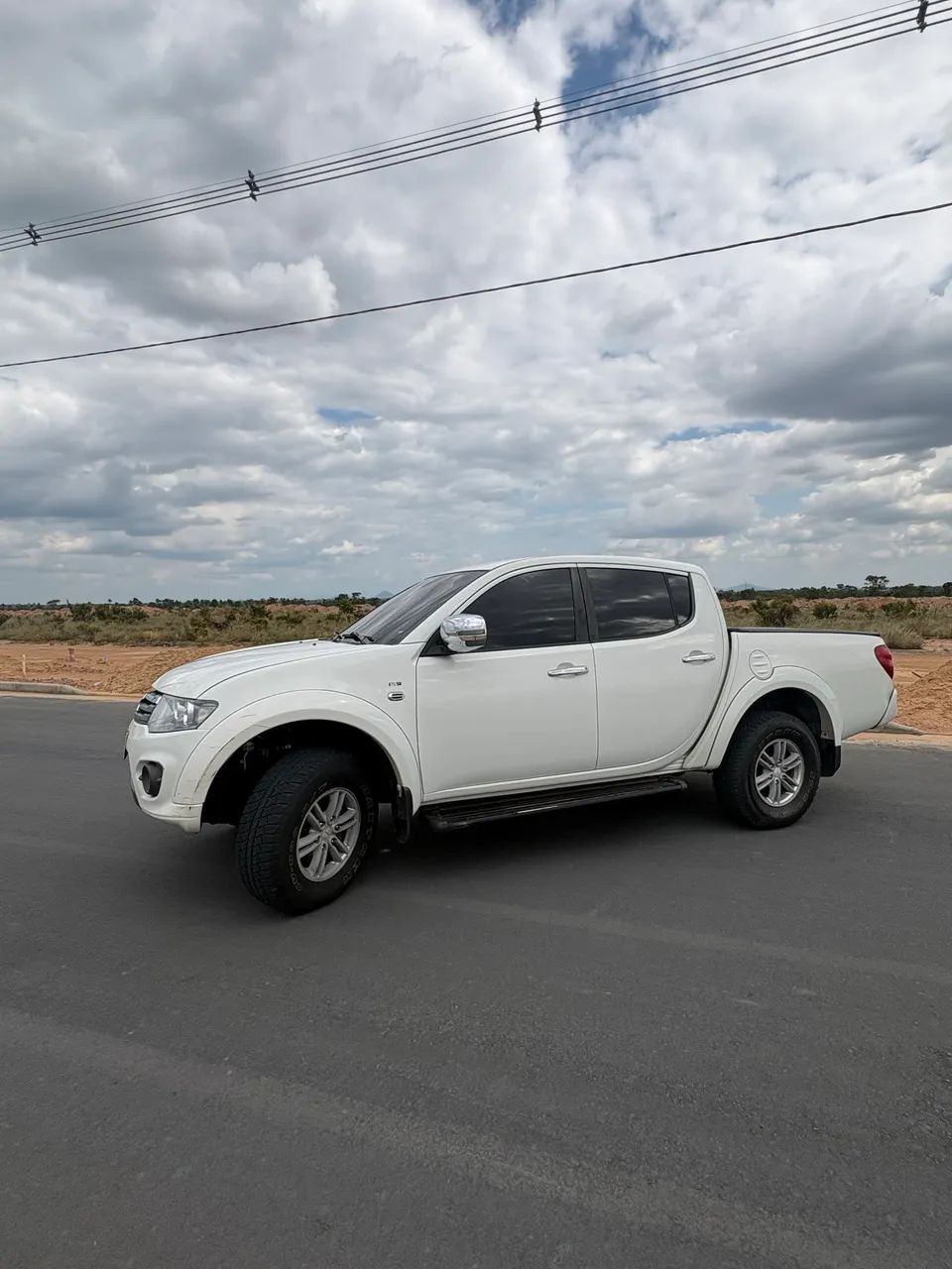 Mitsubishi L200 EVOLUTION 3.2 4X4 TB INT. DIESEL 2016
