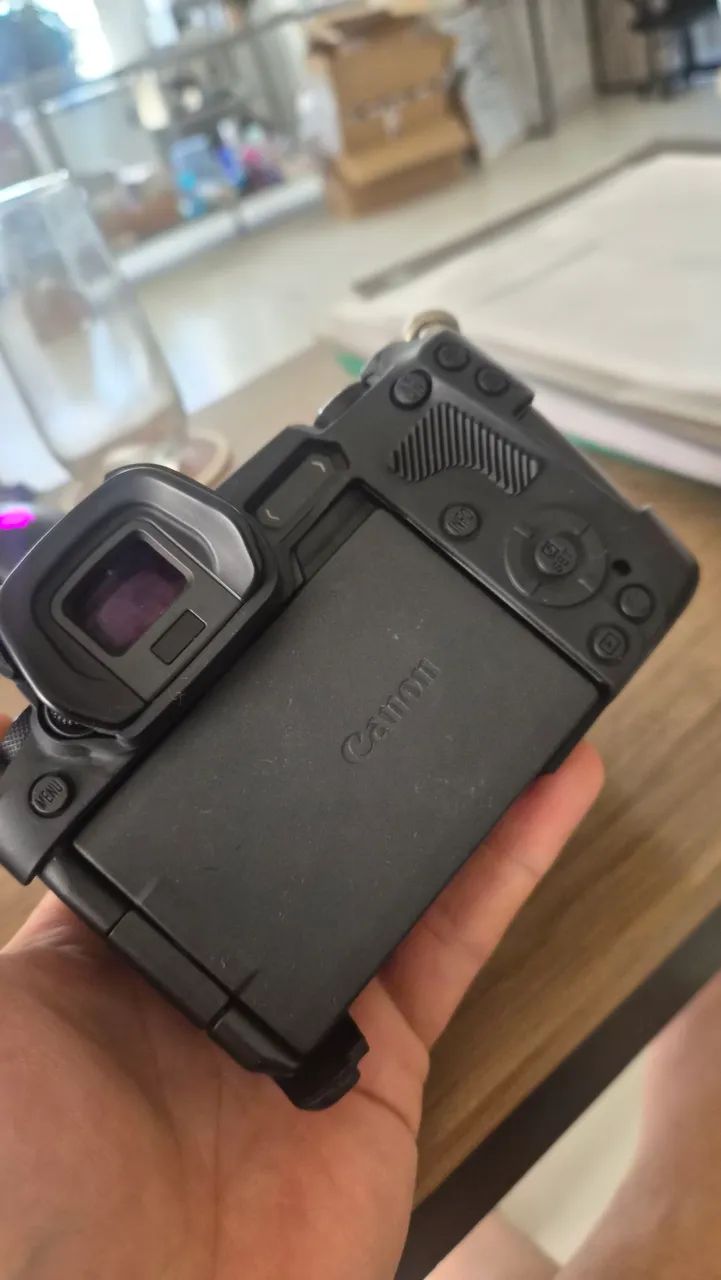 Canon EOS R - Foto 4