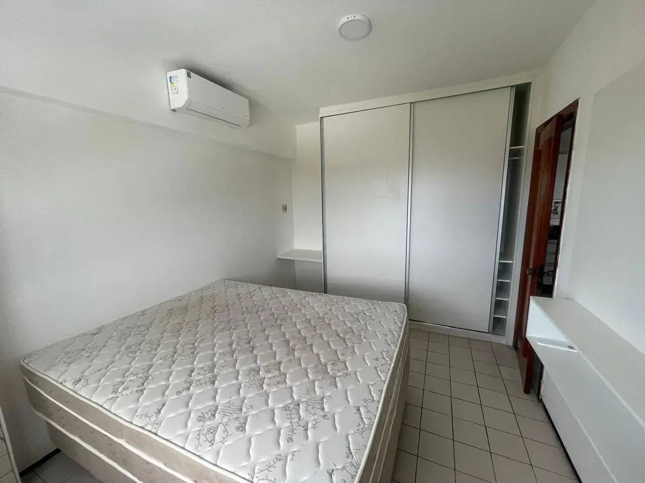 JS084. ALUGO FLAT - Foto 4