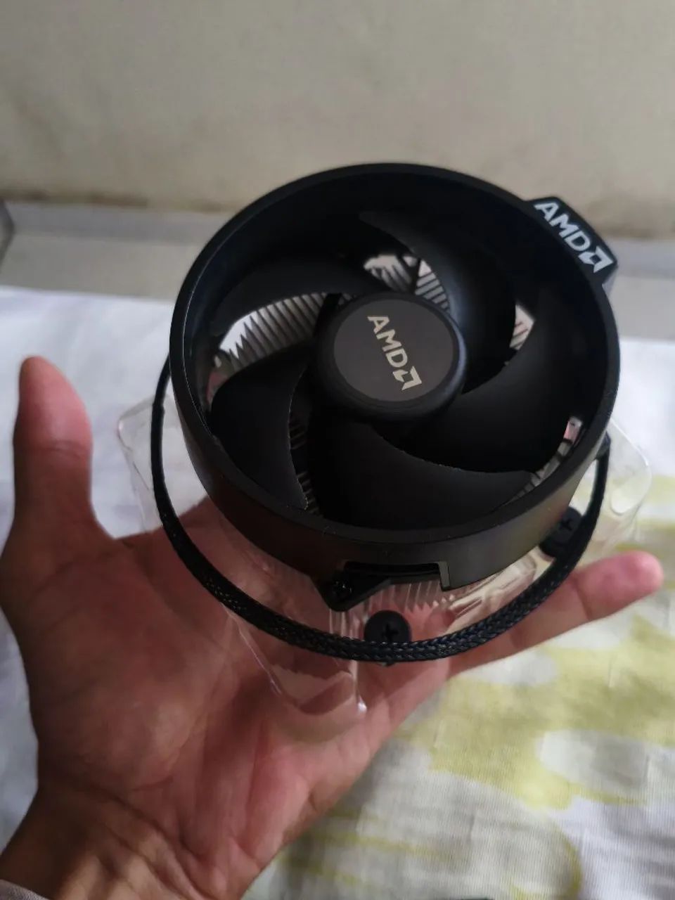Ryzen 8700G - Foto 2