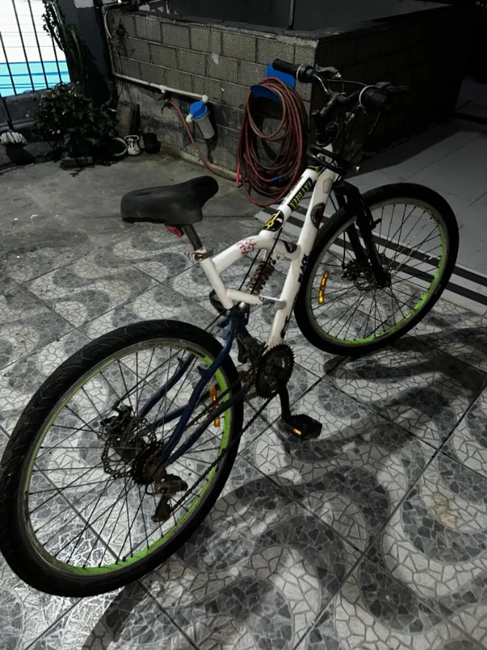 Bicicleta com marcha, ARO 26  - Foto 2
