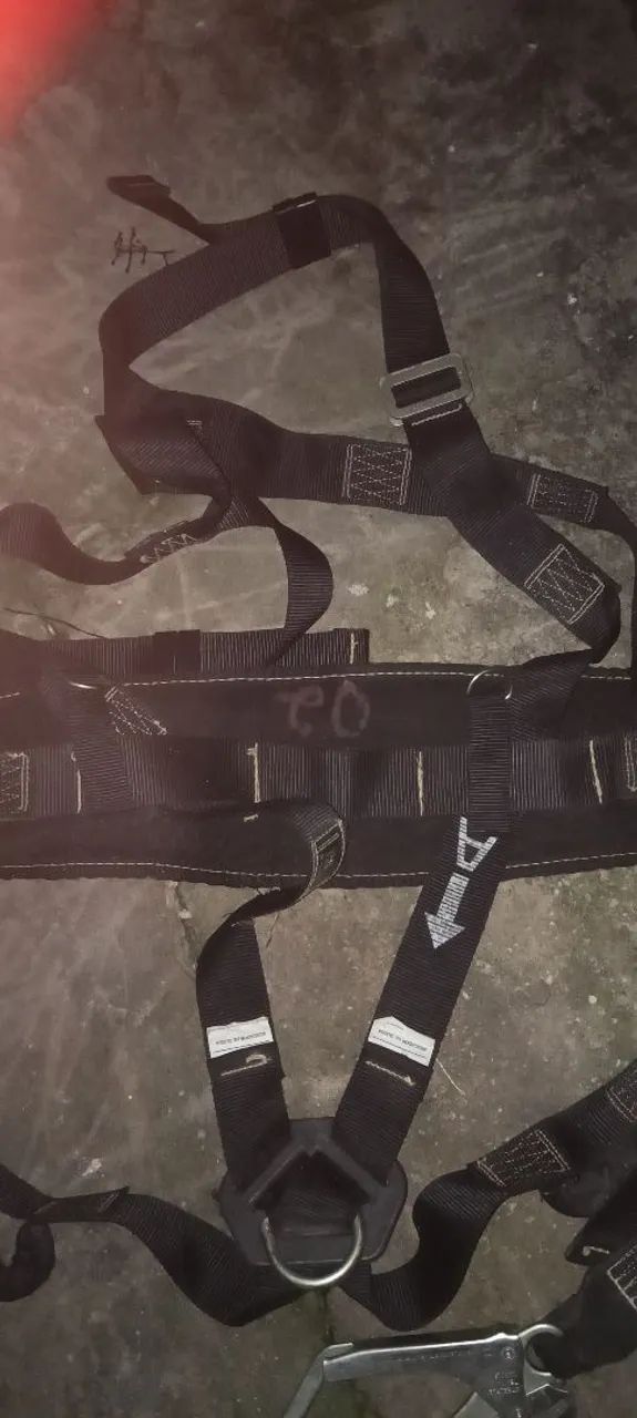 Cinto de segurança com talabarte 