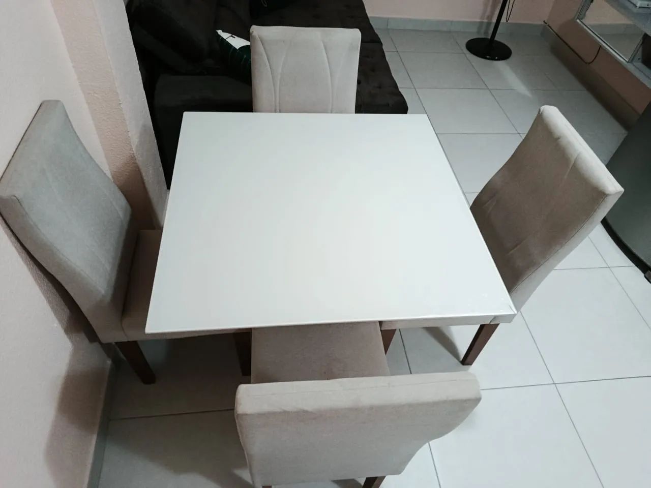 Mesa 4 cadeiras  - Foto 3