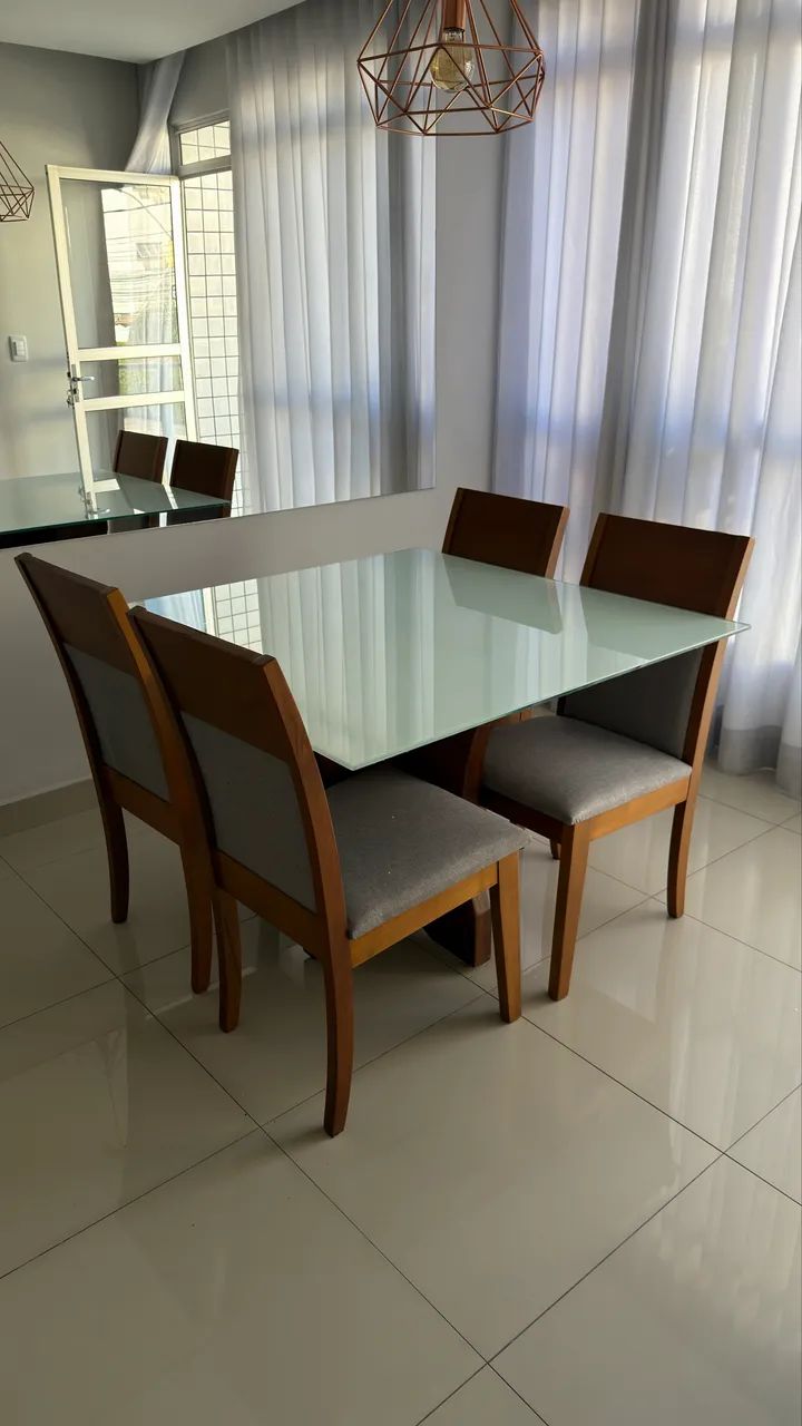 Mesa de 4 cadeiras 1,10x1,10 - Foto 2