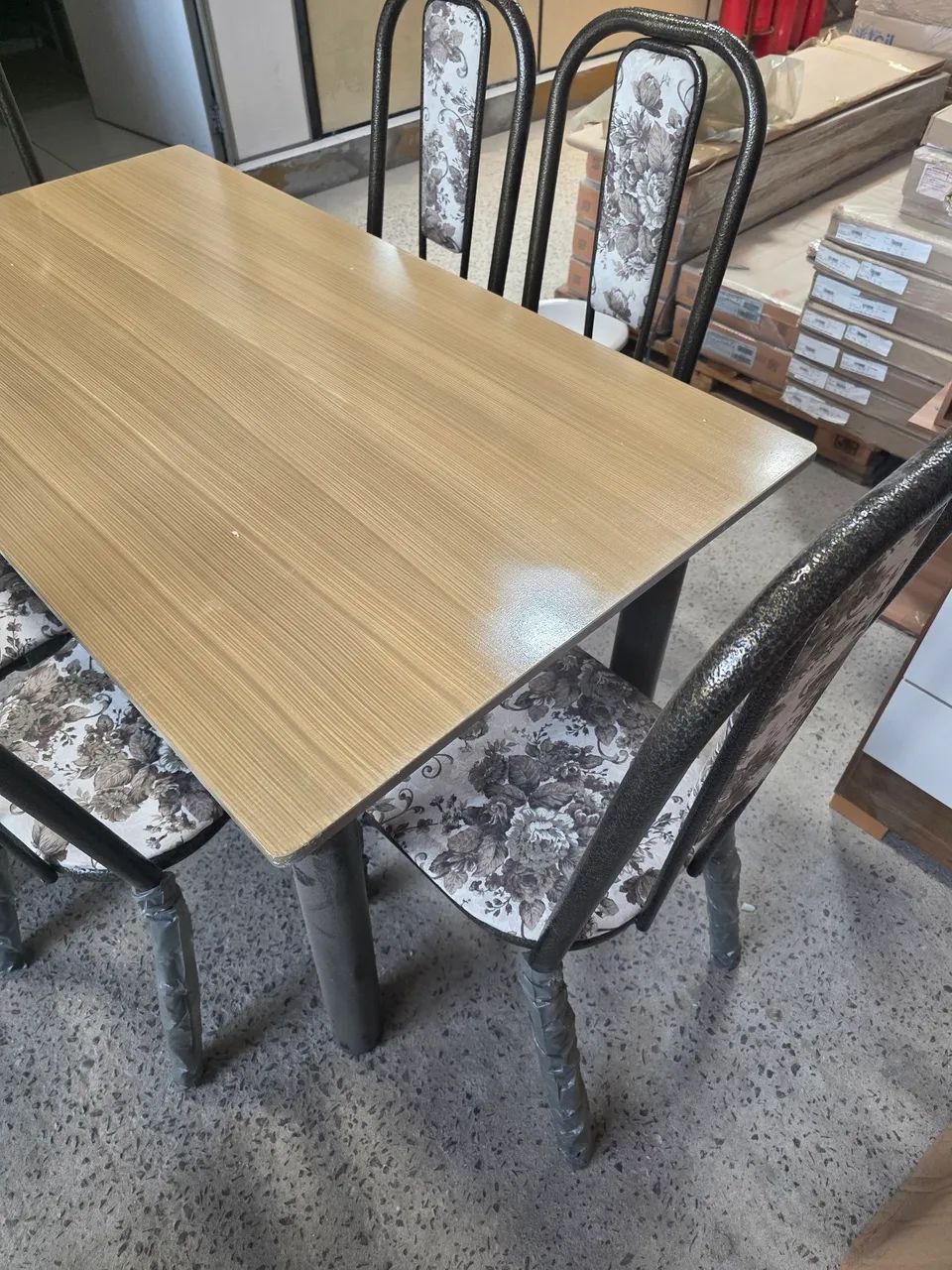 Mesa de aço, tampo granito - Foto 4